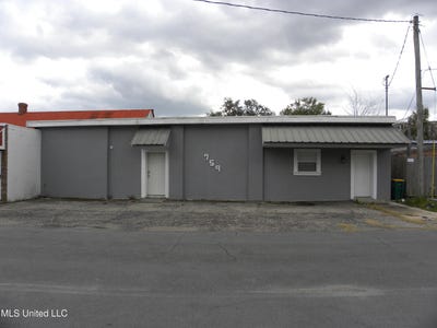 /international/us/759-mcelroy-street-biloxi-ms-110106056686/