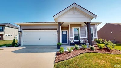 /international/us/113-w-wilson-circle-huntingburg-in-110101196327/