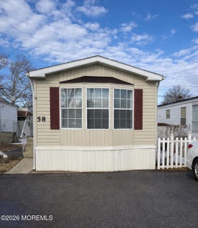 /international/us/58-ron-road-hazlet-nj-110106100738/
