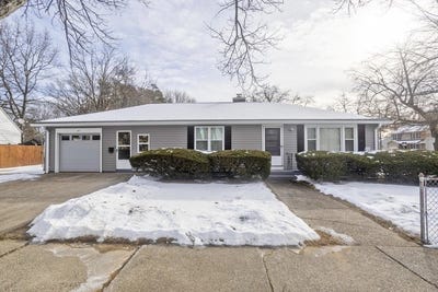 /international/us/147-bowles-park-springfield-ma-110106366416/