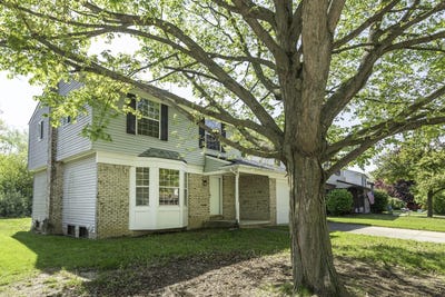 /international/us/5665-caren-drive-ypsilanti-mi-110108143479/