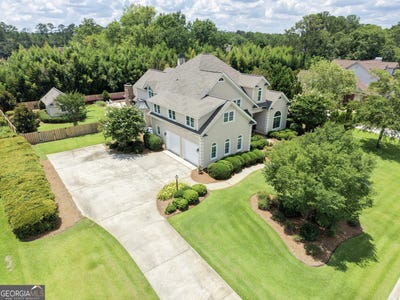 /international/us/209-fox-ridge-drive-dublin-ga-110108795723/