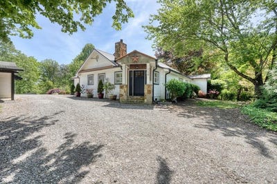 /international/us/710-town-mountain-road-hayesville-nc-110107536838/