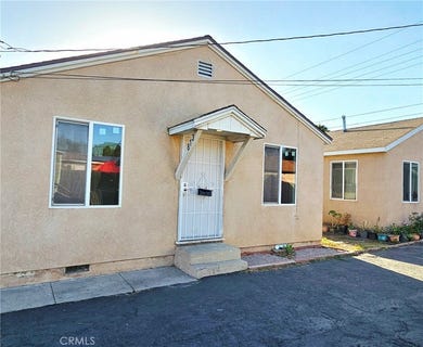 /international/us/813-e-nocta-ontario-ca-110108095819/
