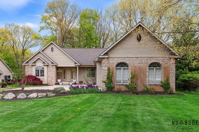 /international/us/2333-longmeadow-street-nw-grand-rapids-mi-110108027351/
