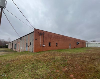 /international/us/821-w-center-street-mebane-nc-110090536357/