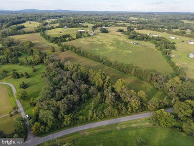 /international/us/oak-shade-jeffersonton-va-110101894536/