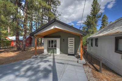 /international/us/40166-esterly-big-bear-lake-ca-110120464275/