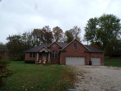 /international/us/925-se-main-street-paoli-in-110120576992/