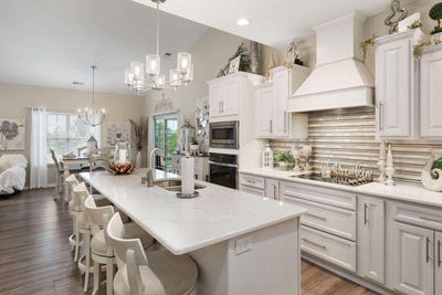 /international/us/121-rue-de-villas-circle-branson-mo-110108027316/