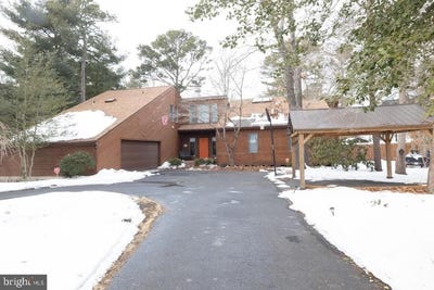 /international/us/1312-goldfinch-lane-millville-nj-110105859060/