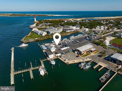 /international/us/19-w-6th-street-barnegat-light-nj-110089588747/