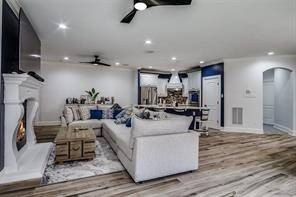 /international/us/305-post-view-dr-aledo-tx-110104875001/