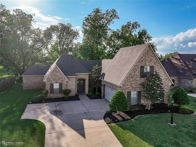/international/us/106-pear-tree-lane-benton-la-110105926091/