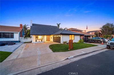 /international/us/10091-edye-drive-huntington-beach-ca-110120465559/