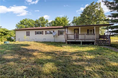 /international/us/10459-cableline-road-newton-falls-oh-110101234679/