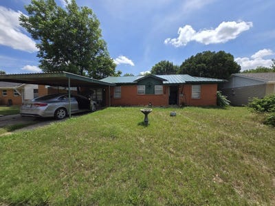 /international/us/1607-covington-street-wichita-falls-tx-110108618137/