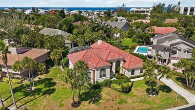 /international/us/3301-bayou-road-longboat-key-fl-110108937647/