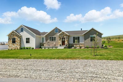 /international/us/13189-n-brookside-dr-garland-ut-110100186768/