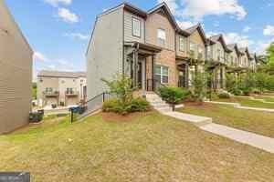 /international/us/1006-bayrose-circle-east-point-ga-110108478591/