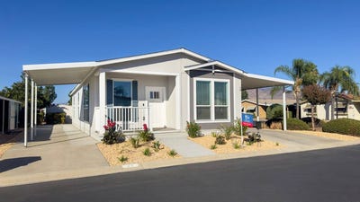 /international/us/1250-n-kirby-st-hemet-ca-110095013609/
