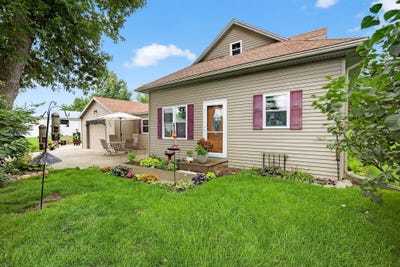 /international/us/1806-main-street-granger-ia-110101150618/