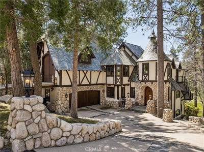 /international/us/747-brentwood-lake-arrowhead-ca-110107833162/