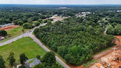 /international/us/00-kool-park-road-ne-hickory-nc-110100950010/
