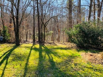 /international/us/1922-dundee-ln-martinsville-va-110107333870/