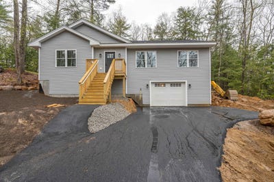 /international/us/22-pinepark-drive-barnstead-nh-110103107730/