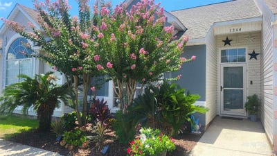 /international/us/1364-redwood-ln-gulf-breeze-fl-110101479405/
