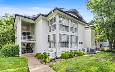 /international/us/395-redding-road-lexington-ky-110108377656/