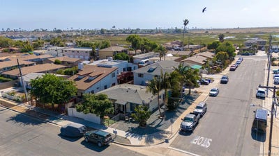 /international/us/408-14-delaware-st-imperial-beach-ca-110100398320/