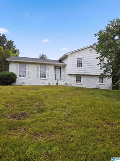 /international/us/621-sunhill-road-center-point-al-110120619097/
