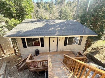 /international/us/551-community-drive-lake-arrowhead-ca-110106242086/
