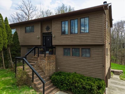 /international/us/565-fairwood-road-huntington-wv-110106946544/