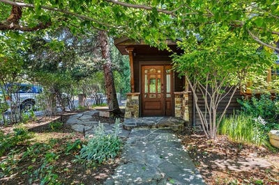 /international/us/2404-w-2nd-avenue-durango-co-110109035868/