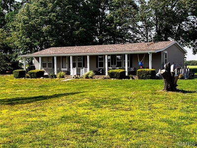 /international/us/1383-old-salem-road-kell-il-110107843830/