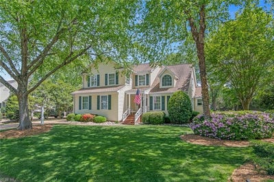 /international/us/107-madison-court-yorktown-va-110101055173/