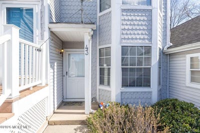 /international/us/43-poplar-place-freehold-nj-110106784510/