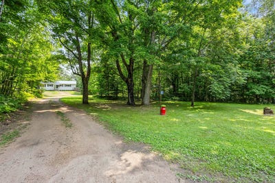 /international/us/n9117-forest-rd-deerbrook-wi-110120563424/