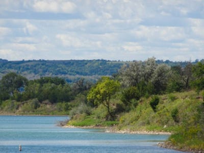 /international/us/lot-23-fort-randall-dam-lake-andes-sd-110107784979/