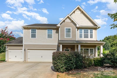 /international/us/10904-flintshire-road-mint-hill-nc-110100969285/