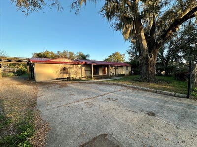 /international/us/3521-sumner-road-dover-fl-110097491065/