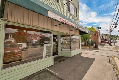 /international/us/106-main-street-colebrook-nh-110102572862/