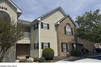 /international/us/2916-mulberry-lane-greenville-nc-110098429219/