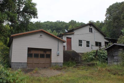 /international/us/233-kingfisher-road-webster-springs-wv-110102218043/