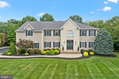 /international/us/46-ichabod-crane-lane-belle-mead-nj-110100725336/