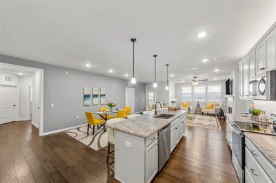 /international/us/651-n-watters-road-allen-tx-110106204039/