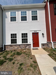 /international/us/12114-bowling-farm-court-fredericksburg-va-110106760482/